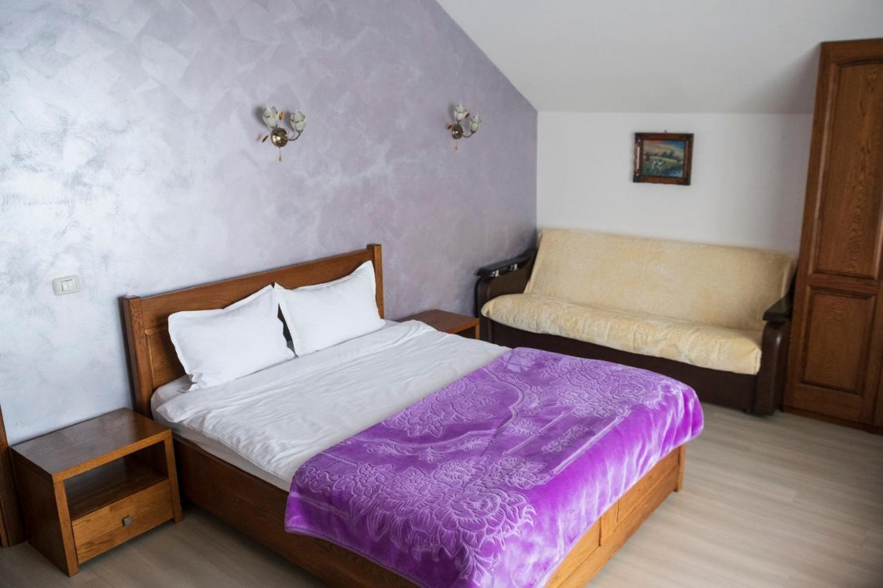 Casa Amaya Bacău Екстериор снимка