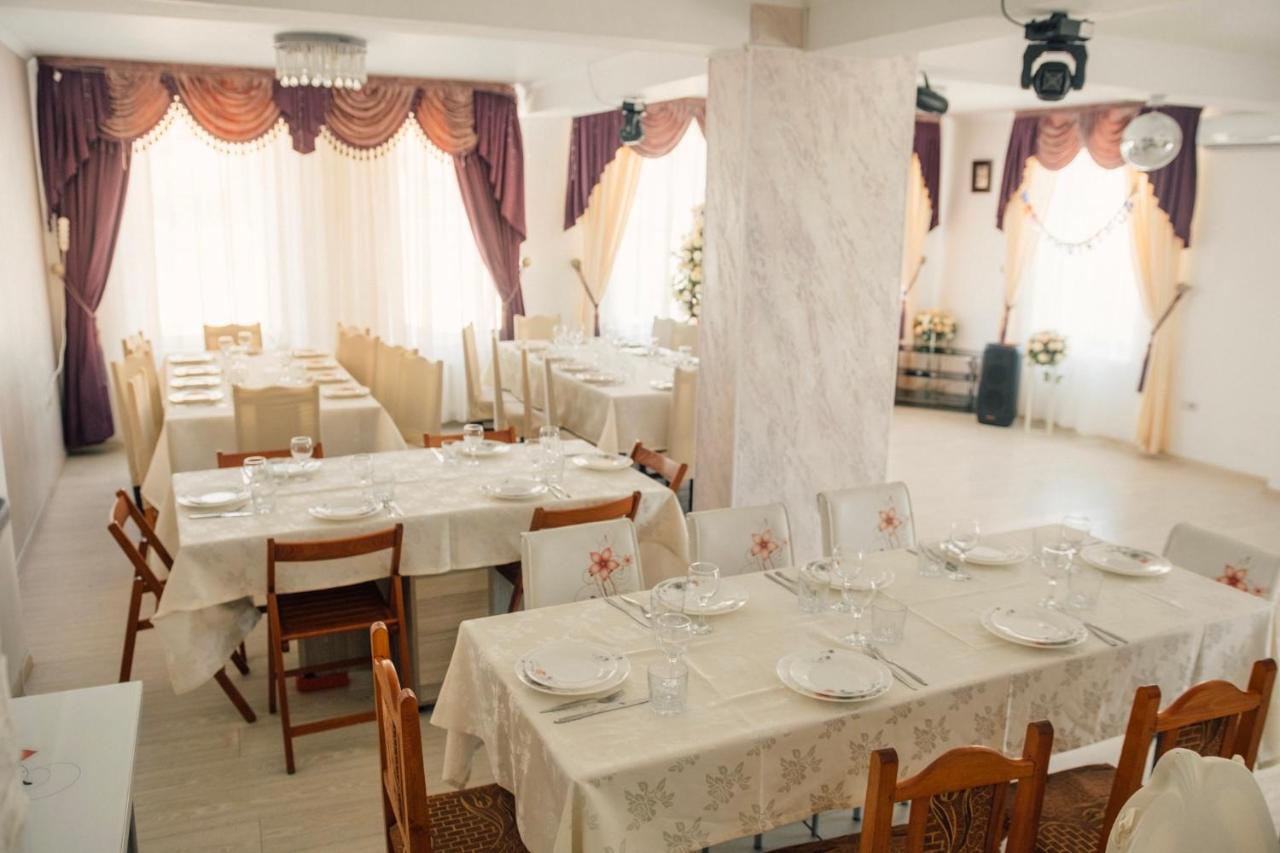 Casa Amaya Bacău Екстериор снимка